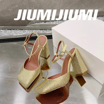  2024 JIUMIJIUMI Новейшая ручная работа BlingBling Diamond Ремешок на щиколотке Женские сандалии с квадратными носками Сандалии на высоком каблуке Вечеринка Sapato Feminino