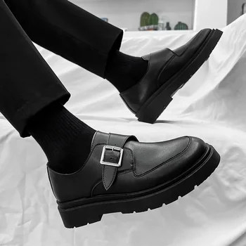   Новая кожаная платформа Оксфорды Slip On Толстый Tottom Мужская обувь Дерби Повседневные лоферы с пряжкой Мужские туфли с квадратным носком Вечерняя классическая обувь Мужчины