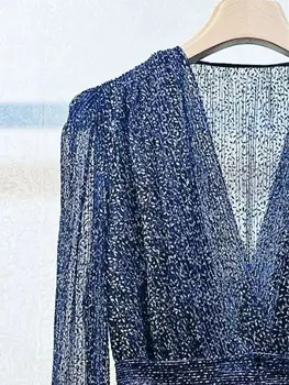   Женщины V-образным вырезом Яркое шелковое платье Ранняя осень 2023 г. Дамы с длинным рукавом и поясом Короткие халаты с оборками Элегантные платья